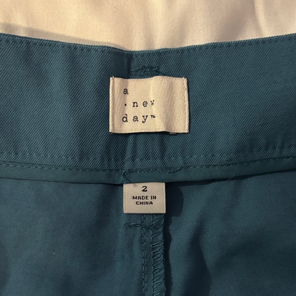 A New Day Women's Dress Pants size 2 - Picture 4 of 4
